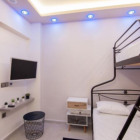 Appartement Modern Studio For 4 In Glyfada à Athènes Extérieur photo